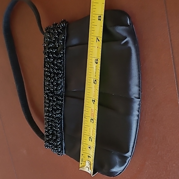 REALLY BEAUTIFUL BEAD & SATIN EVENING PURSE - Picture 4 of 6